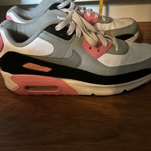 Nike Air Max 90 Sneakers Gray Pink Black